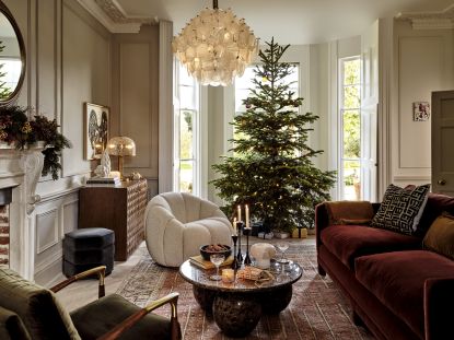 Christmas Living Room Decor Ideas | 9 ways to make your home look festive
